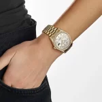 Rolex Day-Date 118388 Yellow Gold White Mother of Pearl Dial Diamond Bezel - 图片 7