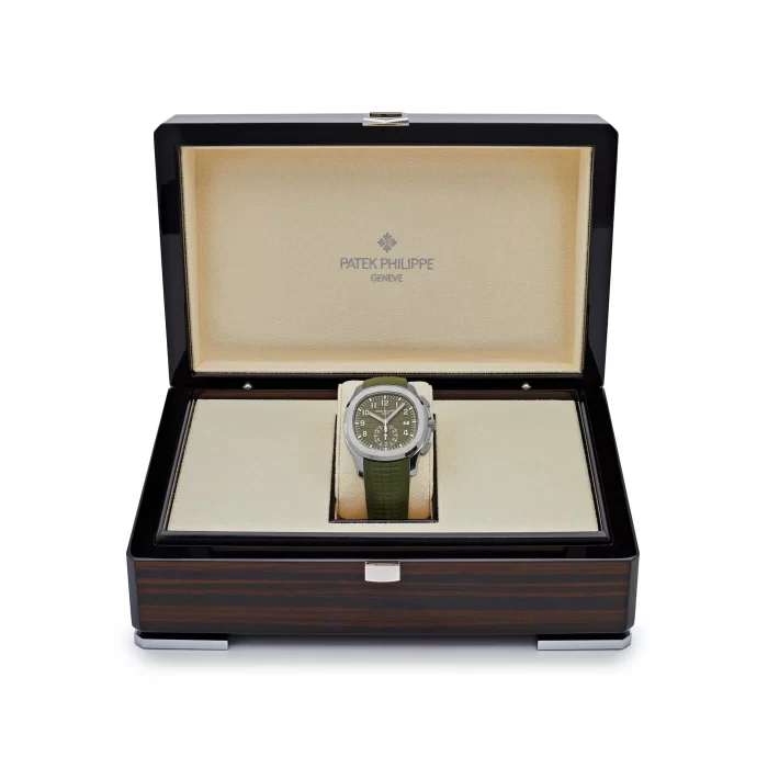 Patek Philippe Aquanaut 5968G-010 Chronograph White Gold Khaki Green Dial - 图片 3