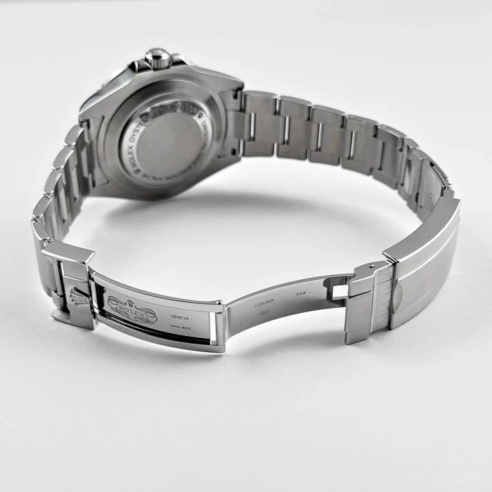 Rolex Sea-Dweller 126600 Stainless Steel Black Dial (2024) - 图片 3