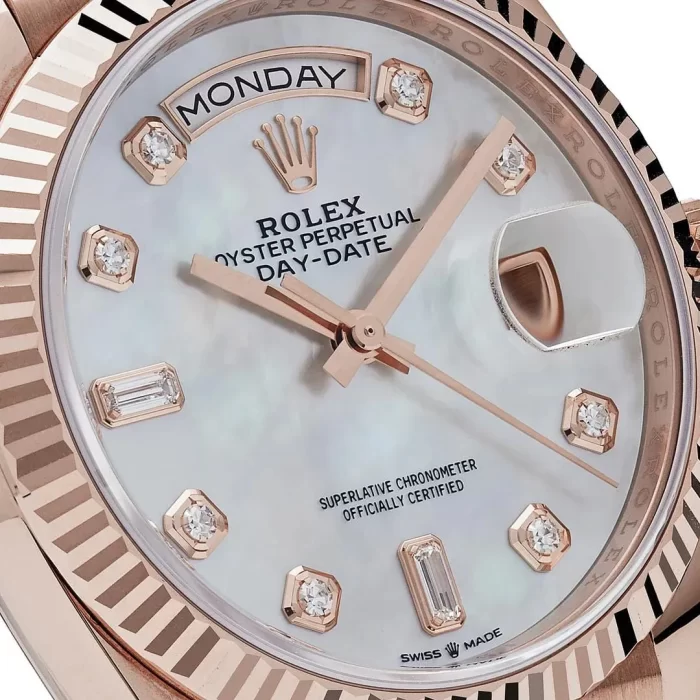 Rolex Day-Date 128235 Rose Gold Mother of Pearl Diamond Dial - 图片 3
