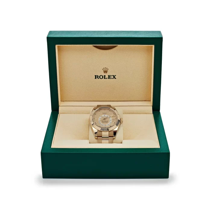Rolex Sky-Dweller 326938 Yellow Gold Champagne Dial Arabic Numerals - 图片 7