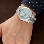 Rolex Day-Date 228206 Platinum Ice Blue Diagonal Motif Dial - 图片 2