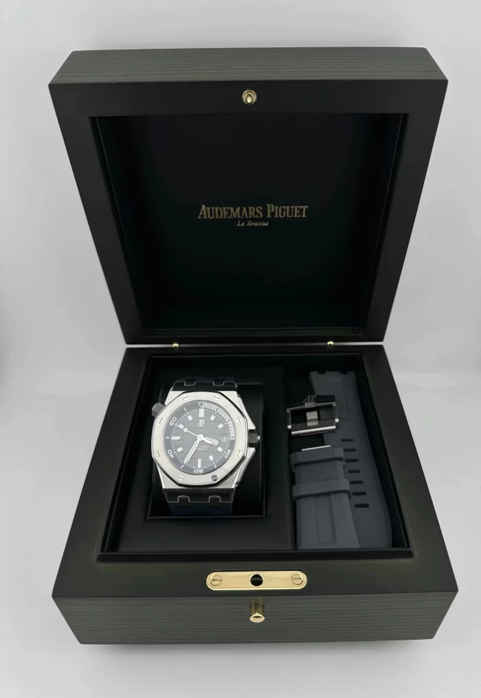 Audemars Piguet Royal Oak Offshore 15720ST.OO.A009CA.01 Diver Stainless Steel Grey Dial (2023) - 图片 5