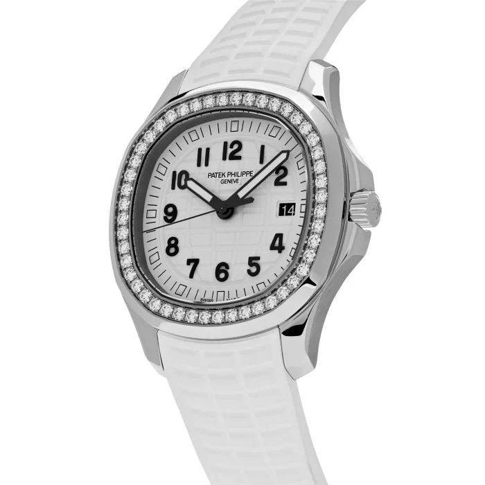 Patek Philippe Aquanaut Luce 5267/200A-010 Stainless Steel White Dial Diamond Bezel (2023) - 图片 3