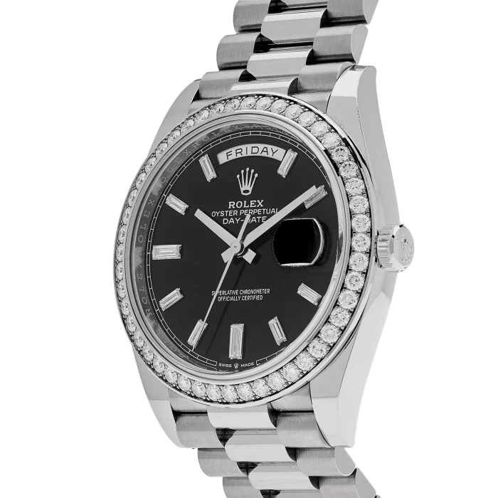 Rolex Day-Date 228349RBR White Gold Diamond Bezel Black Dial - 图片 2