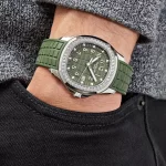 Patek Philippe Aquanaut Luce 5267/200A-011 'Ladies' Stainless Steel Green Dial Diamond Bezel - 图片 4