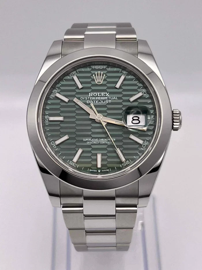Rolex Datejust 126300 Stainless Steel Green Fluted-Motif Dial Oyster - 图片 4