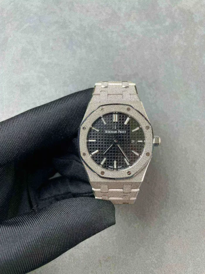 Audemars Piguet Oak Frosted Gold Quartz Black dial, 33mm, 18k White gold, 67653BC.GG.1263BC.02 - 图片 3