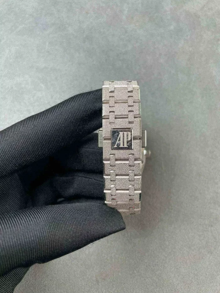 Audemars Piguet Oak Frosted Gold Quartz Black dial, 33mm, 18k White gold, 67653BC.GG.1263BC.02 - 图片 4