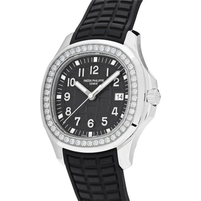 Patek Philippe Aquanaut Luce 5267/200A-001 Black Dial Diamond Bezel (2023) - 图片 4