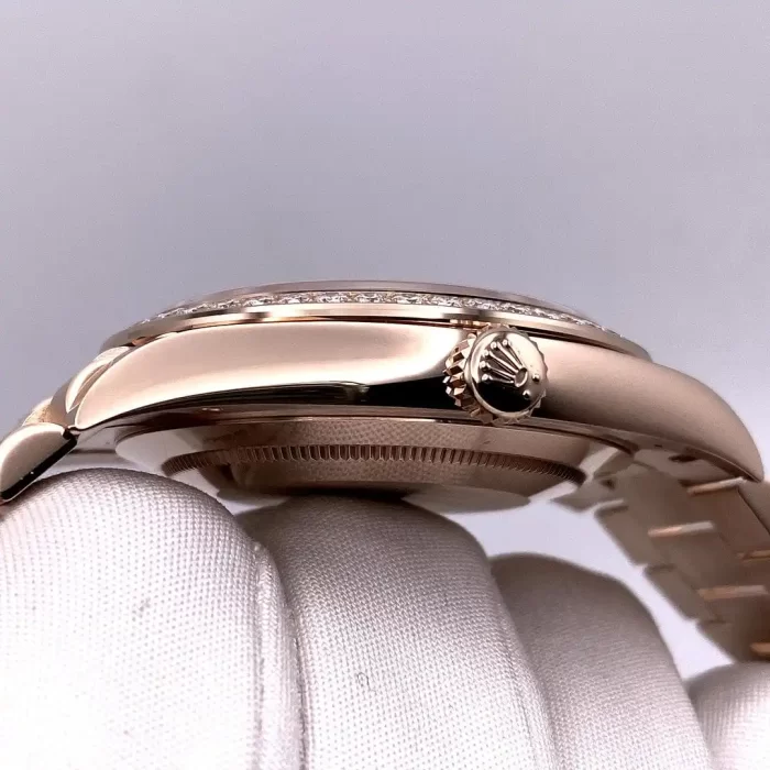 Rolex Day-Date 228345RBR Rose Gold Diamond Bezel Chocolate Dial - 图片 5