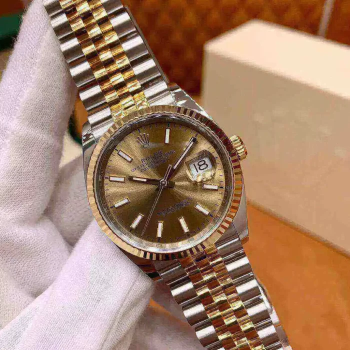 Rolex Datejust 126233-0016 Two-Toned Yellow Gold Stainless Steel Champagne Dial (2023) - 图片 5