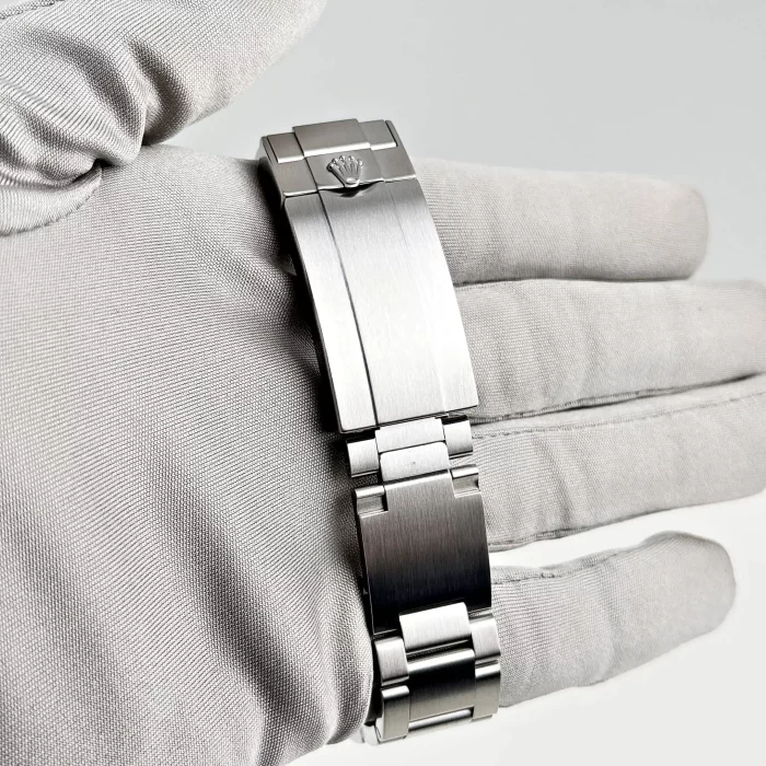 Rolex Sea-Dweller 126600 Stainless Steel Black Dial (2024) - 图片 9