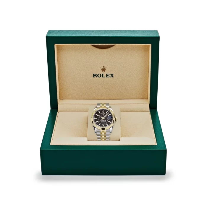 Rolex Sky-Dweller 326933 Stainless Steel Yellow Gold Jubilee Black Dial - 图片 7