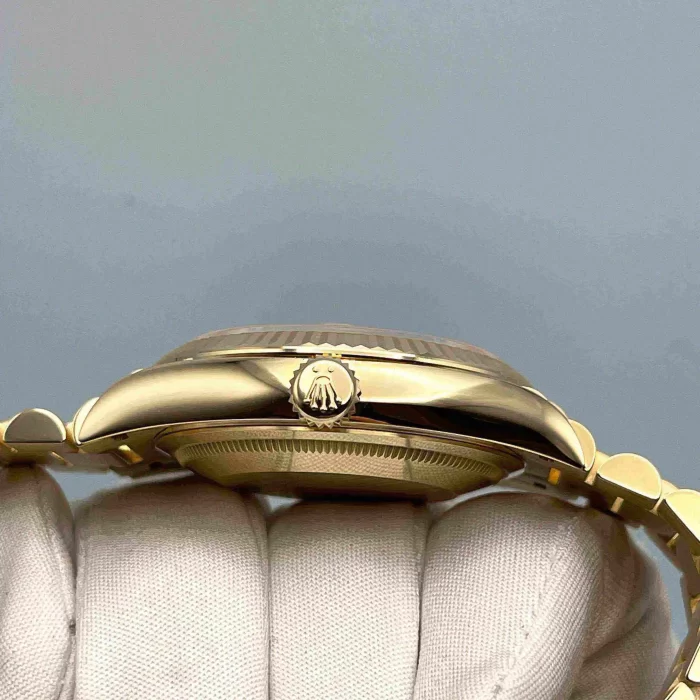 Rolex Day-Date 128238-0113 Yellow Gold White Dial - 图片 2