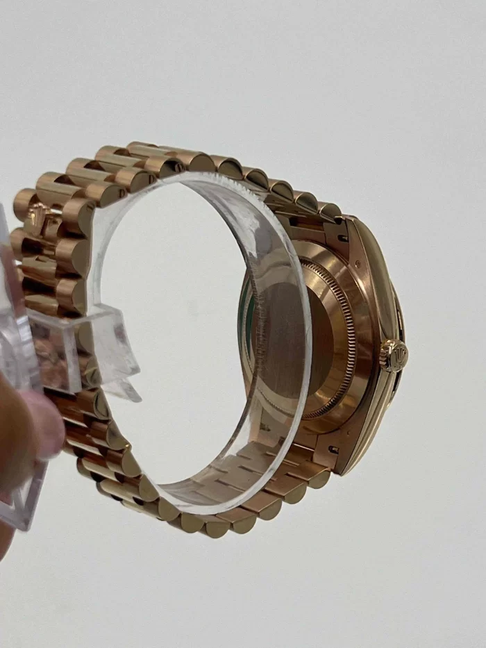 Rolex Day-Date 228345RBR Rose Gold Diamond Bezel Diamond-Paved Dial - 图片 2