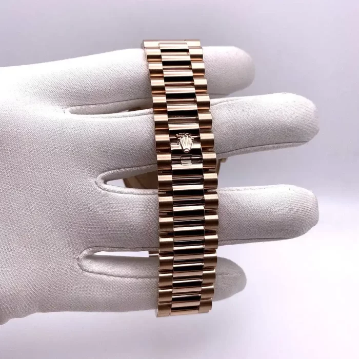 Rolex Day-Date 228345RBR Rose Gold Diamond Bezel Chocolate Dial - 图片 4