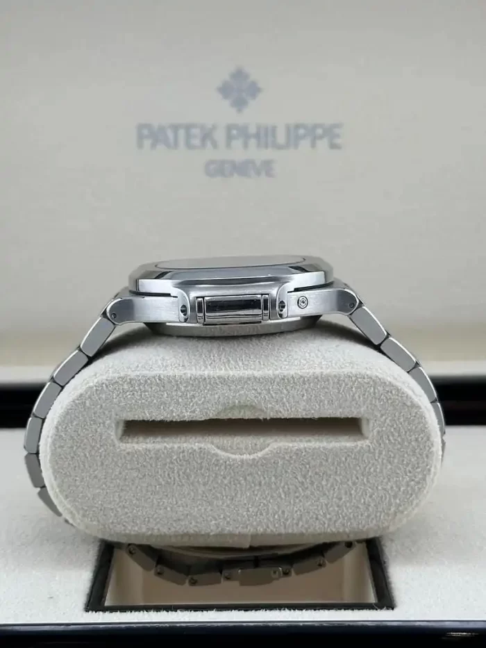 Patek Philippe Nautilus 5980/1A-001 Chronograph Stainless Steel Blue Dial - 图片 5
