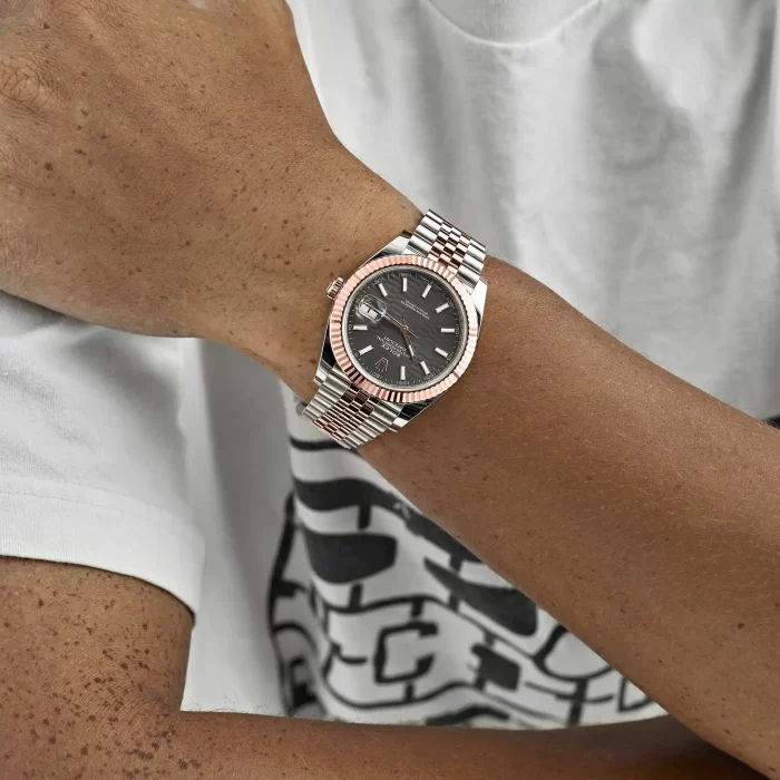 Rolex Datejust 126331 Rose Gold Stainless Steel Rhodium Slate Fluted Motif Dial Jubilee - 图片 2