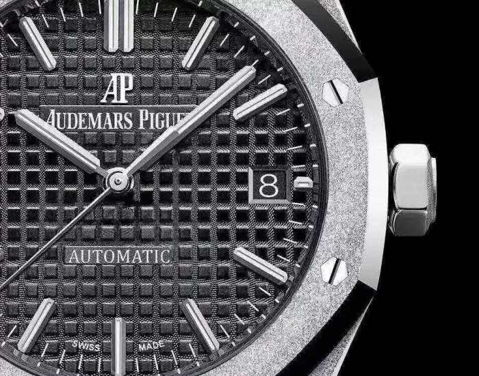 Audemars Piguet Oak Frosted Gold Selfwinding, Black dial, 37mm,White gold, 15454BC.GG.1259BC.03 - 图片 6