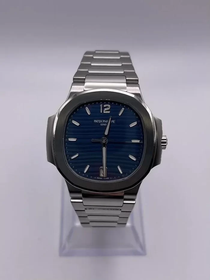 Patek Philippe Nautilus 7118/1A-001 'Ladies' Blue Dial - 图片 3