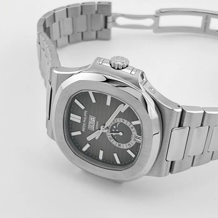 Patek Philippe Nautilus 5726/1A-001 Annual Calendar Moon Phases Stainless Steel - 图片 6