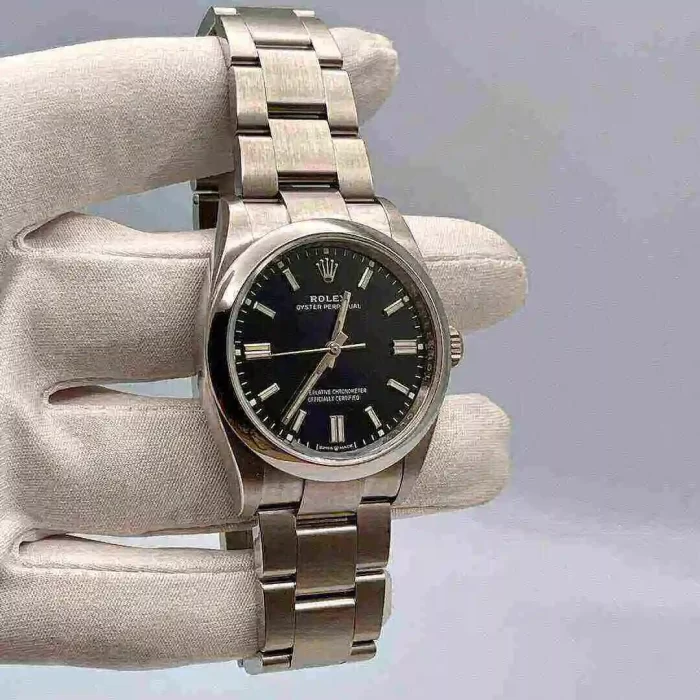 Rolex Oyster Perpetual 126000 Stainless Steel Black Dial - 图片 3