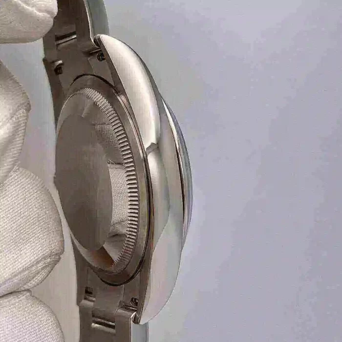 Rolex Oyster Perpetual 126000 Stainless Steel Black Dial - 图片 5