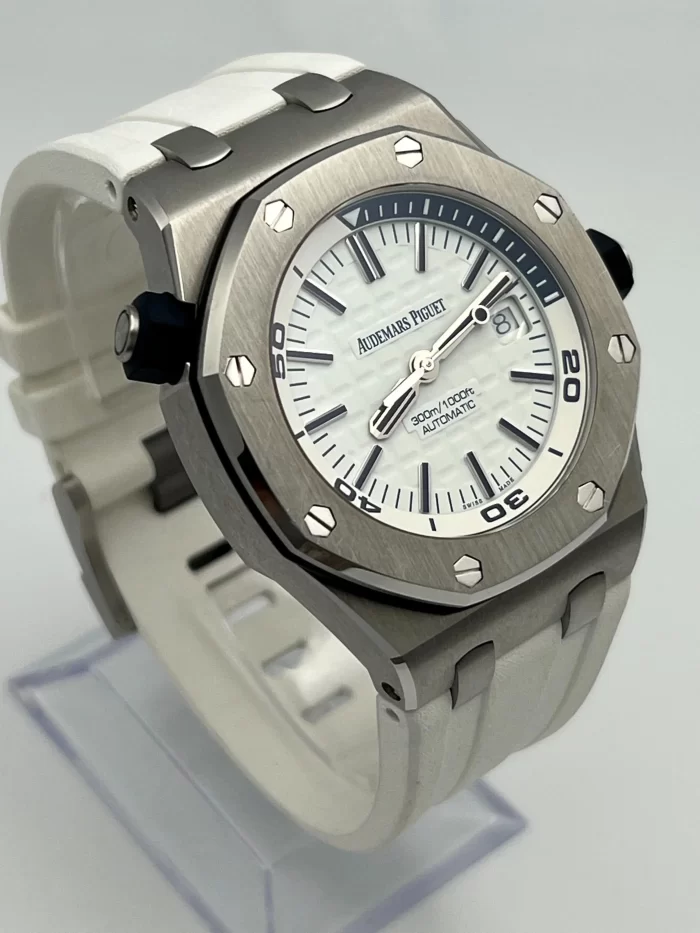 Audemars Piguet Royal Oak Offshore 15710ST.OO.A010CA.01 Diver Stainless Steel White Dial - 图片 4