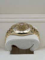 Rolex Day-Date 40 Yellow Gold Champagne Dial 228238 - Image 3