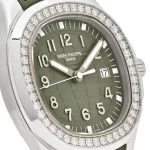 Patek Philippe Aquanaut Luce 5267/200A-011 'Ladies' Stainless Steel Green Dial Diamond Bezel - 图片 3