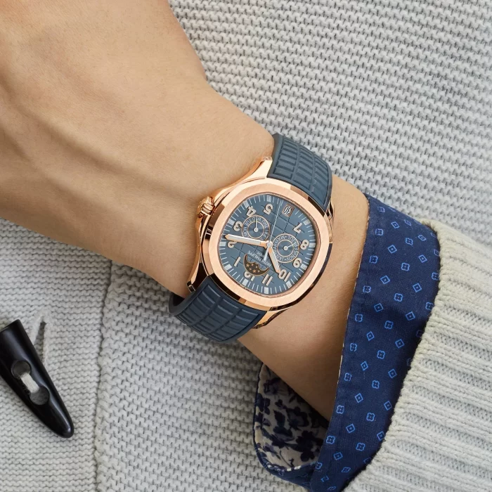 Patek Philippe Aquanaut Luce 5261R-001 Annual Calendar Rose Gold Blue-Gray Dial (2024) - 图片 2