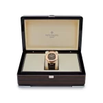 Patek Philippe Nautilus 5712R-001 Moon Phases Rose Gold (2021) - 图片 6