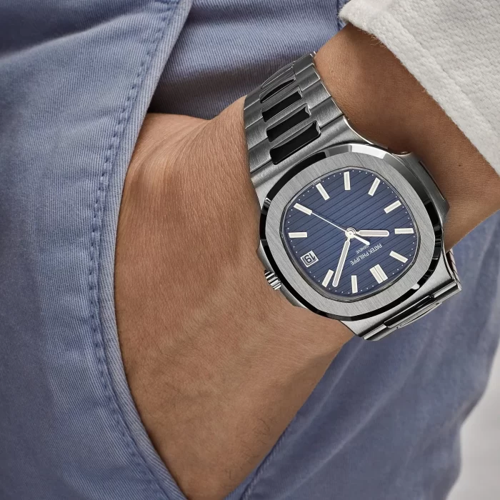 Patek Philippe Nautilus 5811/1G-001 White Gold Blue Dial - 图片 2