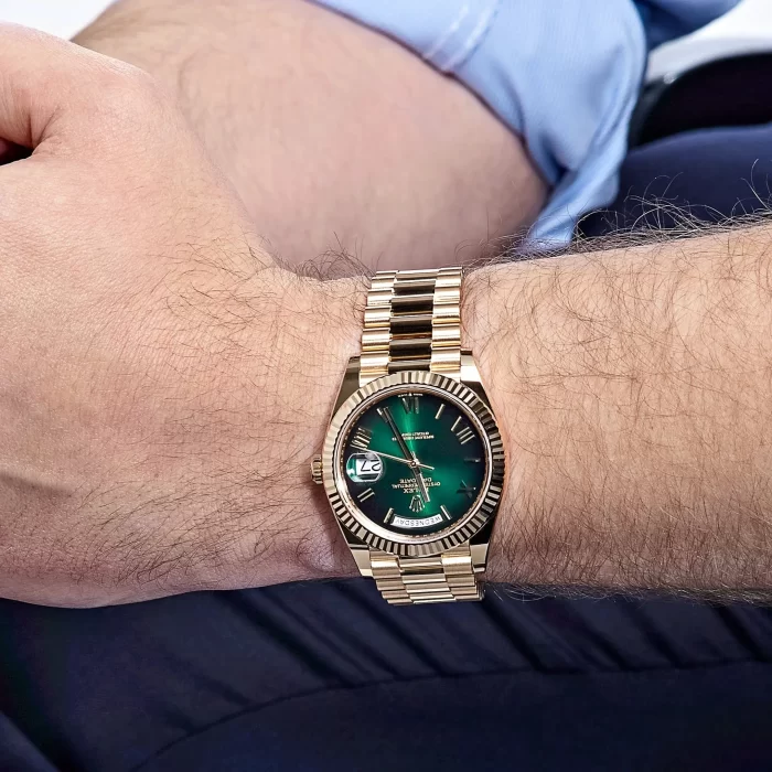 Rolex Day-Date 228238 Yellow Gold Green Ombre Roman Numeral Dial - 图片 2